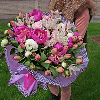 Заказать цветы с доставкой Киев
